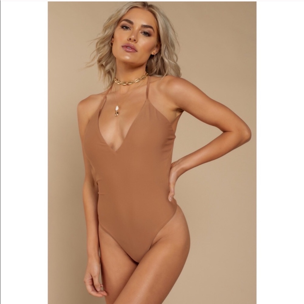 Nude One-Piece Bathingsuit